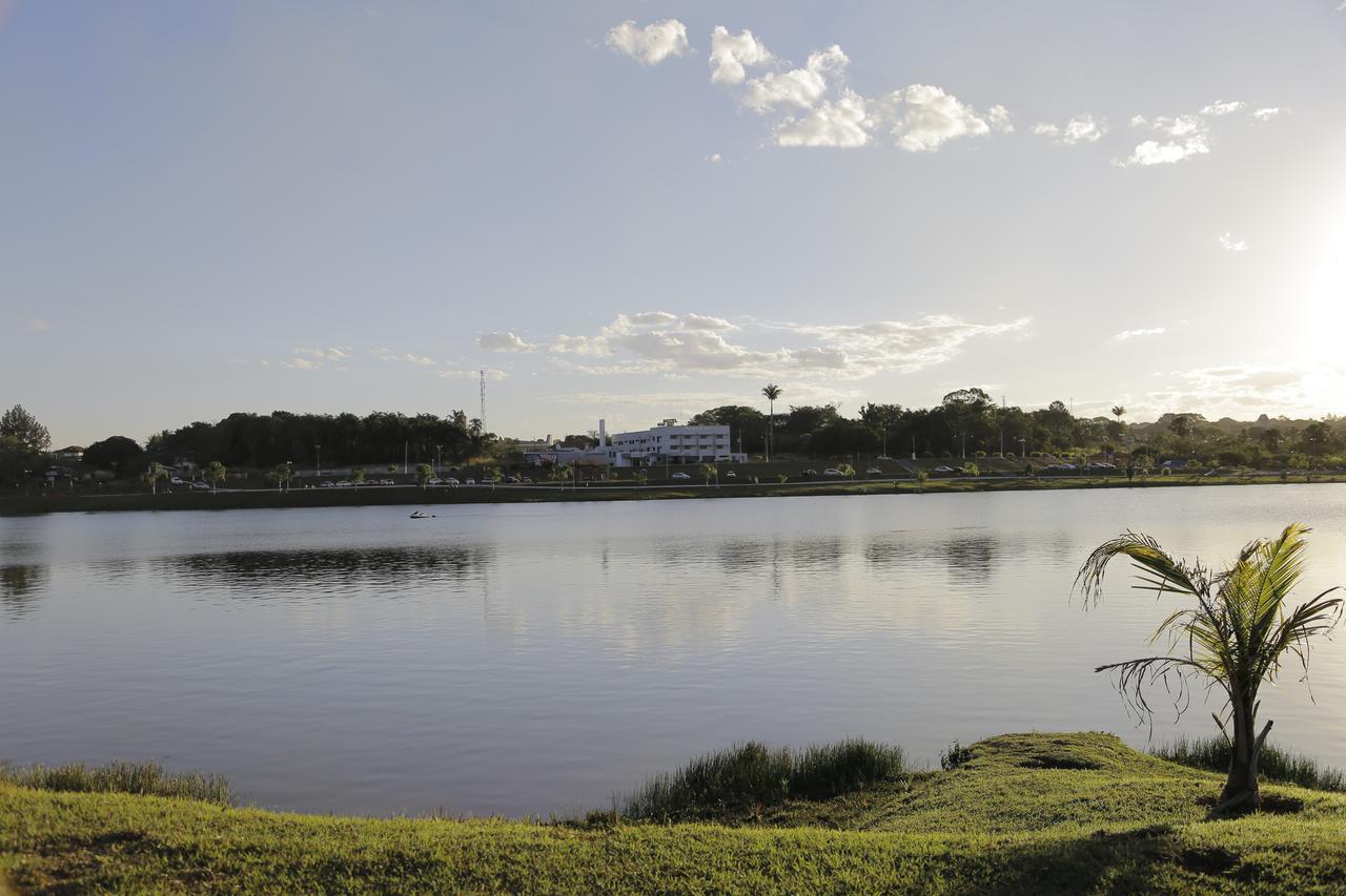 Beira Lago Palace Hotel Morrinhos  Zewnętrze zdjęcie