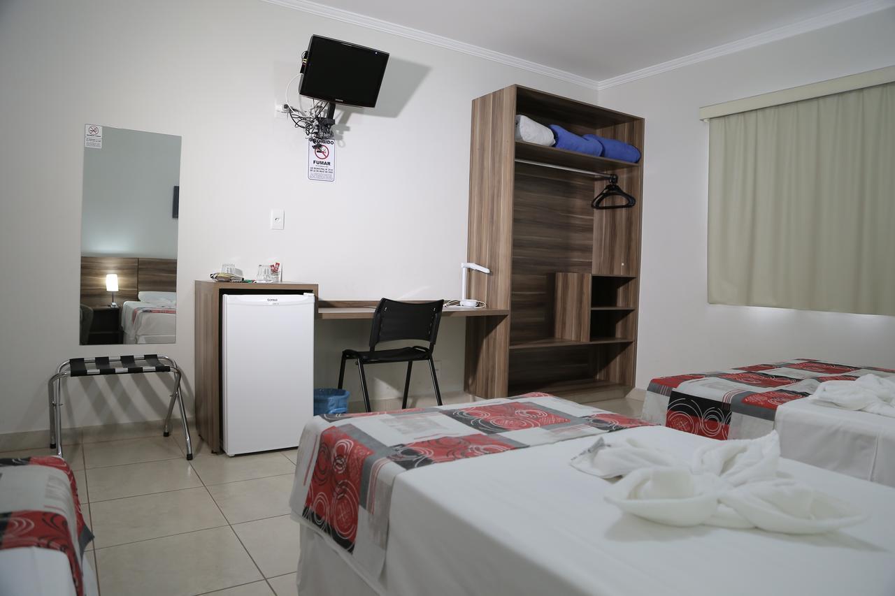 Beira Lago Palace Hotel Morrinhos  Zewnętrze zdjęcie