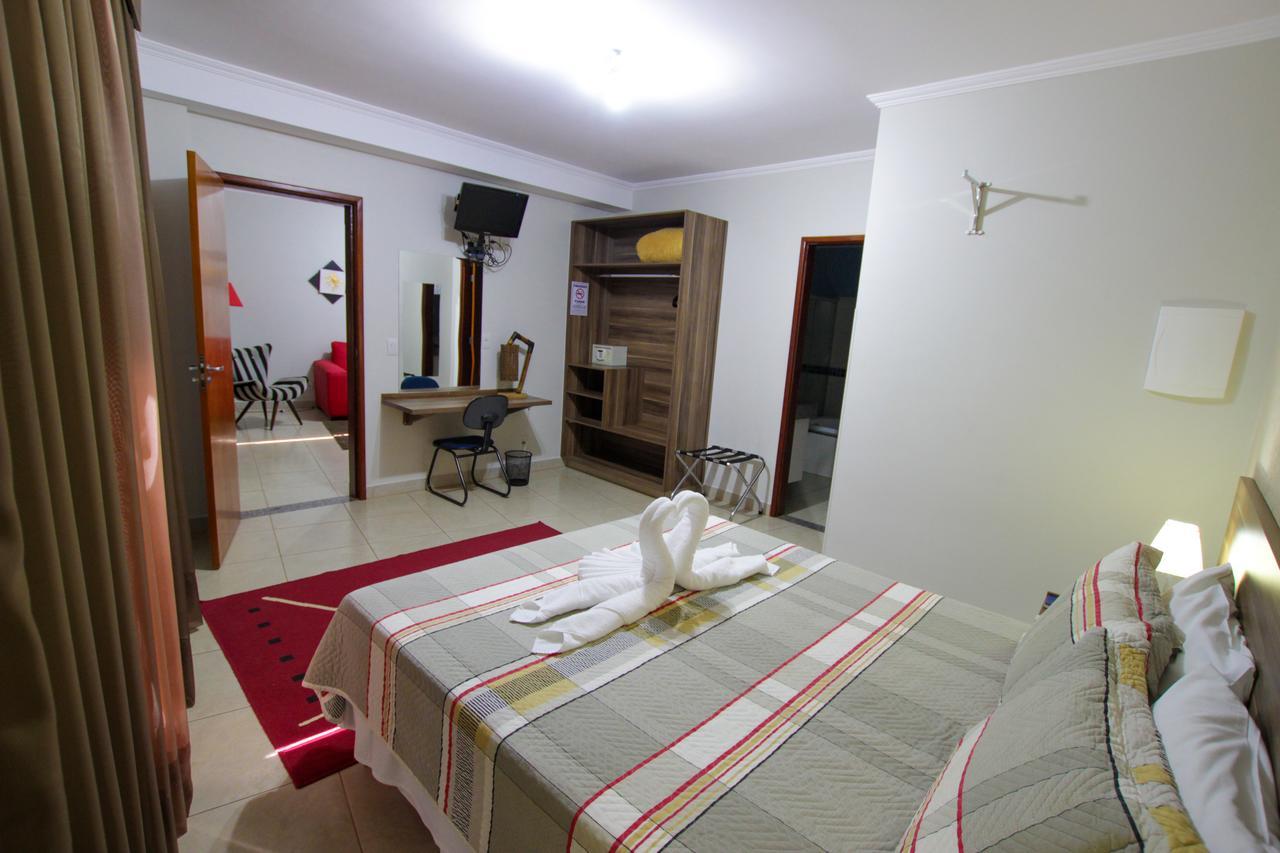 Beira Lago Palace Hotel Morrinhos  Zewnętrze zdjęcie