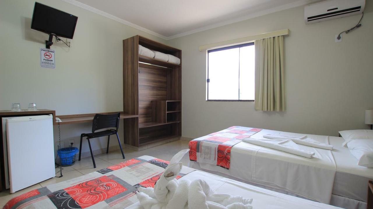 Beira Lago Palace Hotel Morrinhos  Zewnętrze zdjęcie